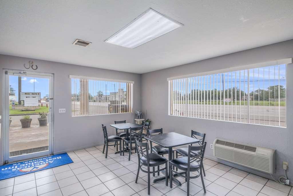 Americas Best Value Inn Giddings Extérieur photo