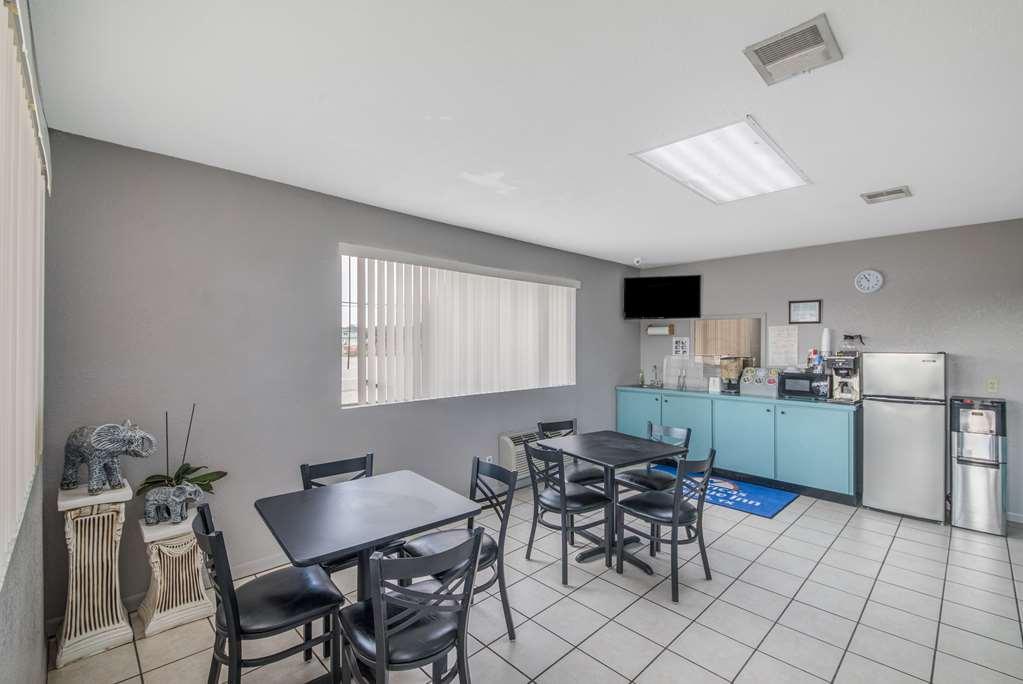 Americas Best Value Inn Giddings Extérieur photo