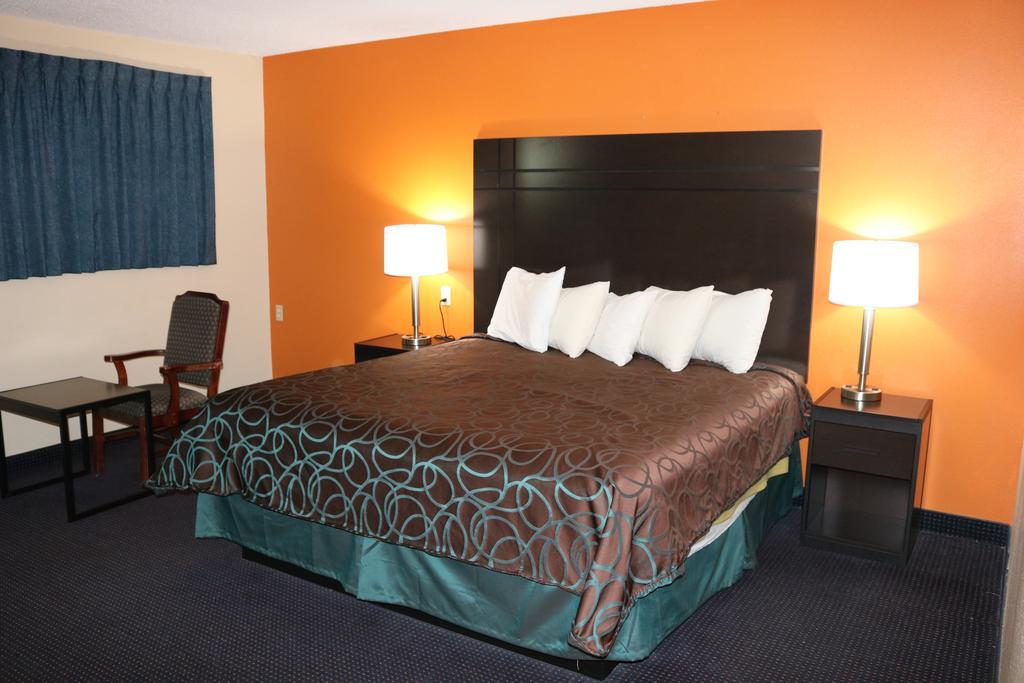Americas Best Value Inn Giddings Extérieur photo