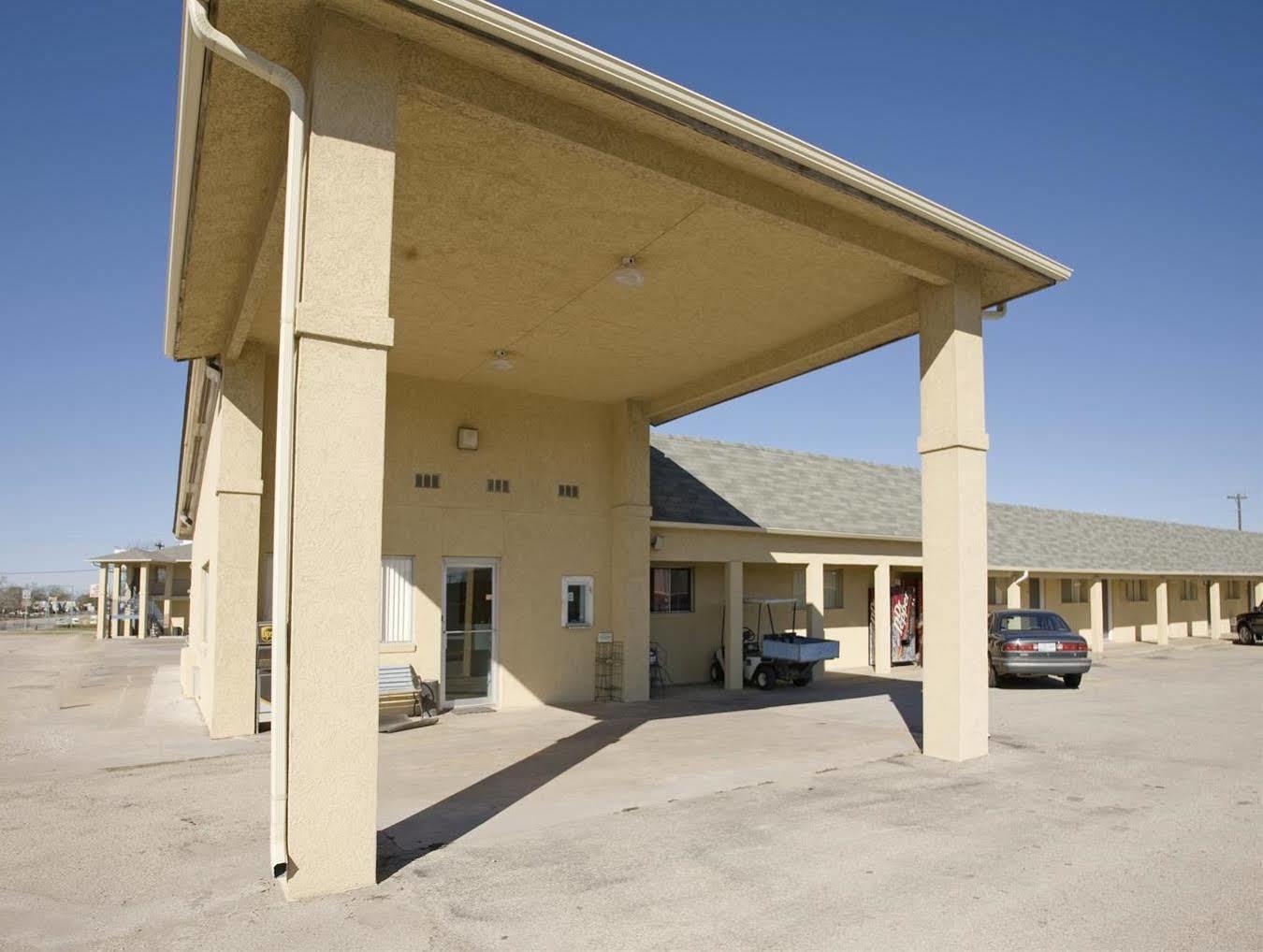 Americas Best Value Inn Giddings Extérieur photo